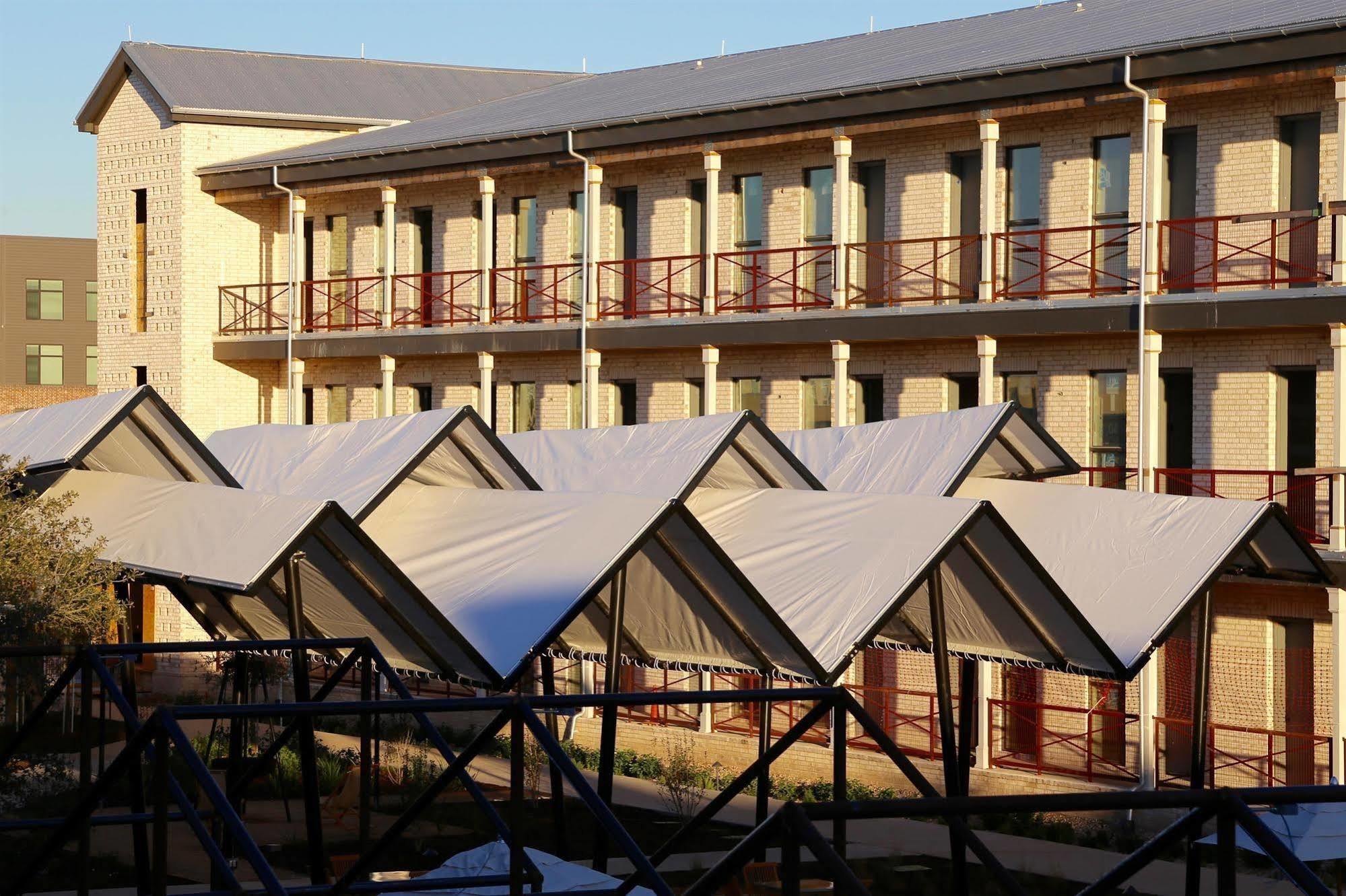Cavalry Court, By Valencia Hotel Collection College Station Kültér fotó